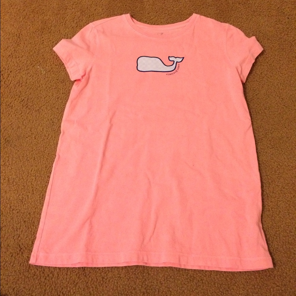 Vineyard Vines t-shirt